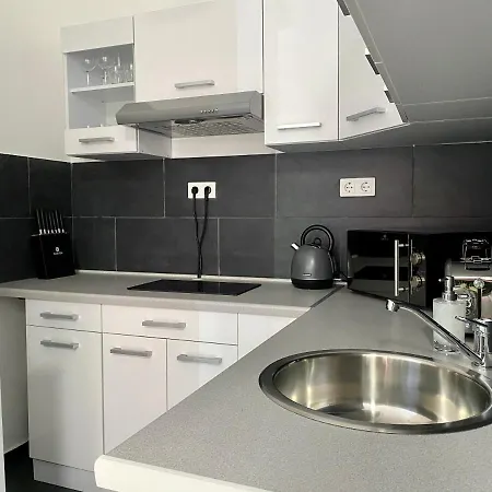 Gelsendesign - Gemuetliches Studio-Apartment Gelsenkirchen Buitenkant foto